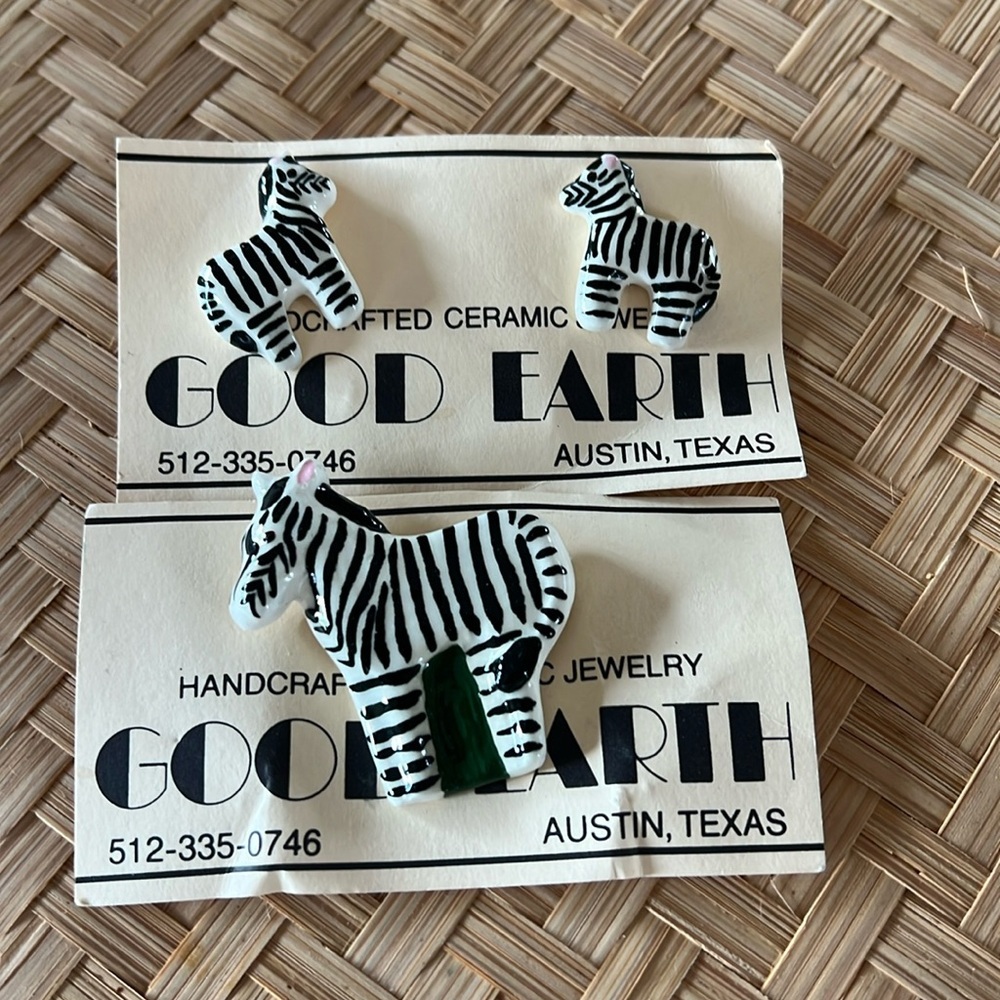 Good Earth Austin New Ceramic Handmade Zebra Earrings and Brooch Black/White